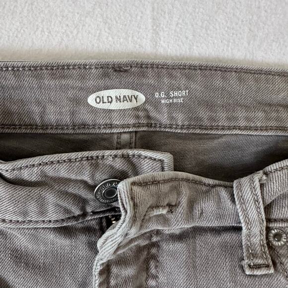 Old Navy Shorts Women's Size 16 High-Rise O.G. Straight Roll Cuff New Denim - Picture 3 of 6